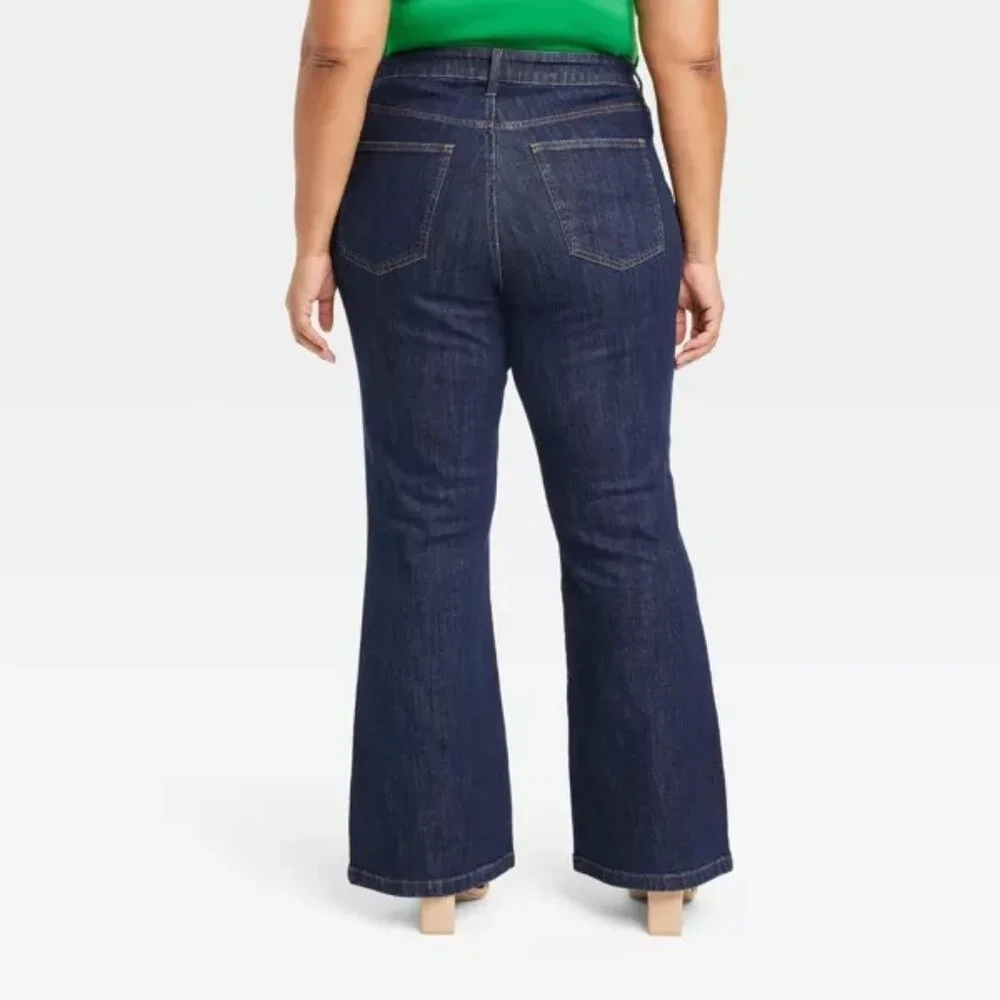 NEW Ava & Viv Women's High-Rise Relaxed Flare Jeans Dark Blue Denim - Picture 2 of 3